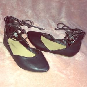Girls ballet style shoes